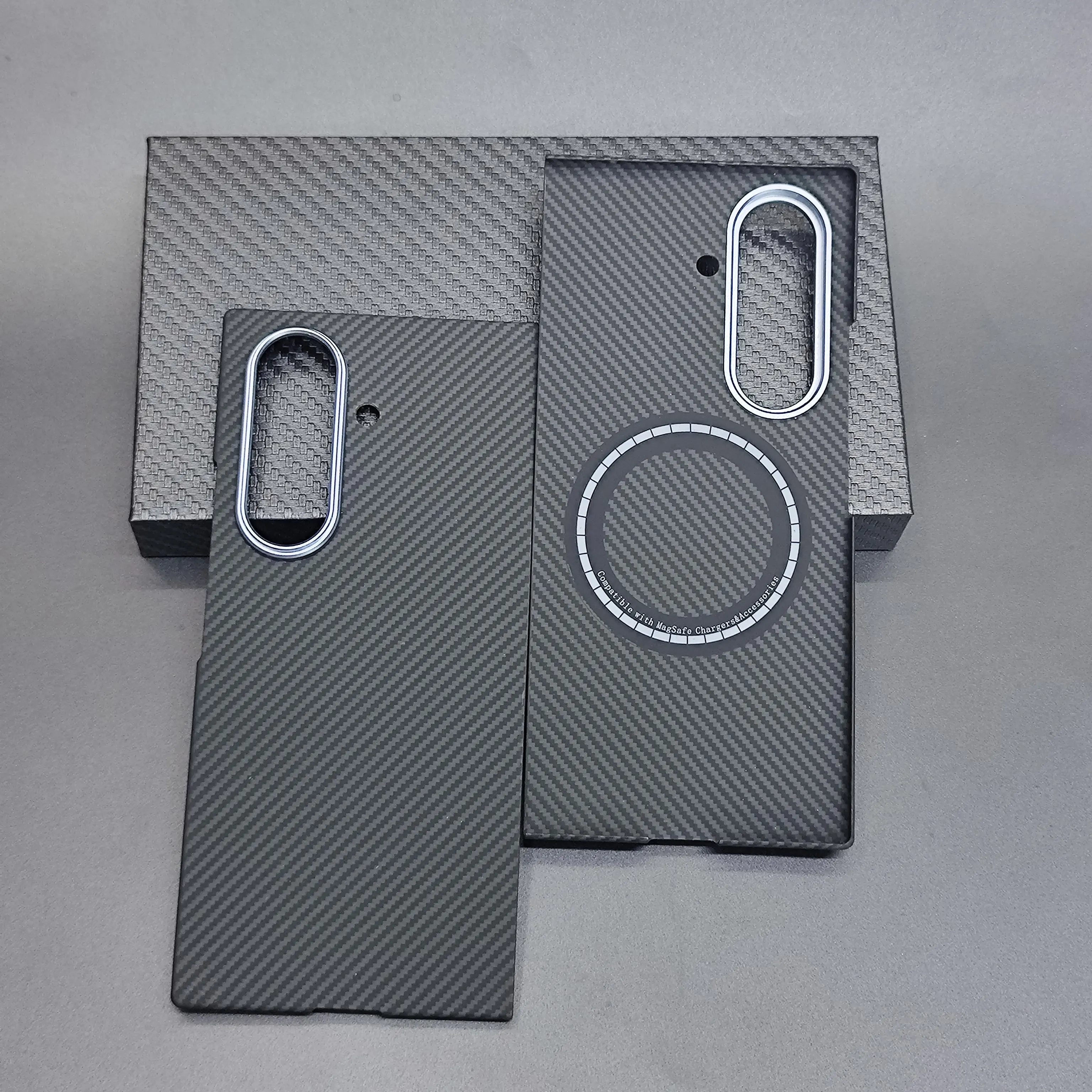 

New Galaxy Z TriFold phone case with carbon fiber back cover, lightweight and magnetic hinge protection