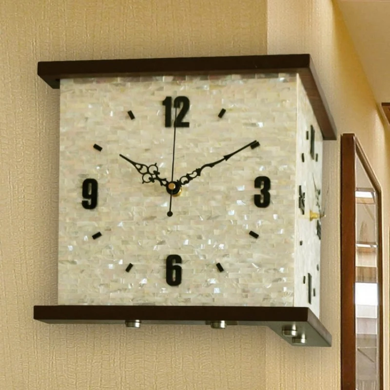 Modern Minimalist Luxury Creative Dual-Sided Wall Clock Living Room Wall-Mounted Fashion Home Corner Quartz Clock Unique Gift