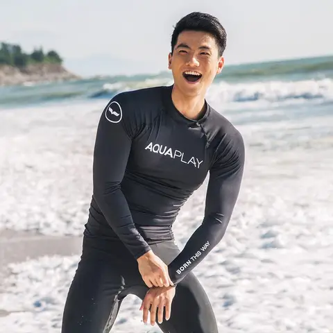 AquaPlay 남자 긴 소매 서핑 다이빙 슈트 수영복 태양 보호 수영 서핑 유행 보호 착용 해변 스포츠