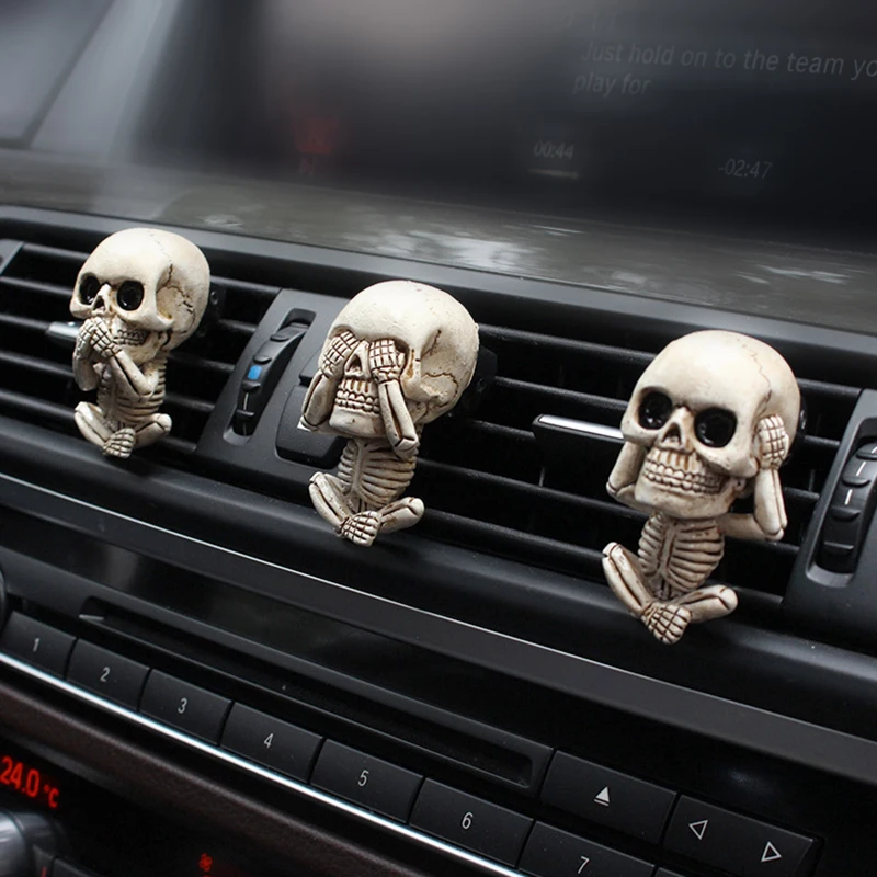 3pc Ghost Head Car Vent Clip Halloween Pendant Ornaments Decor Car Air Vent Clip cool Skull Air Outlet Freshener Perfume Clip