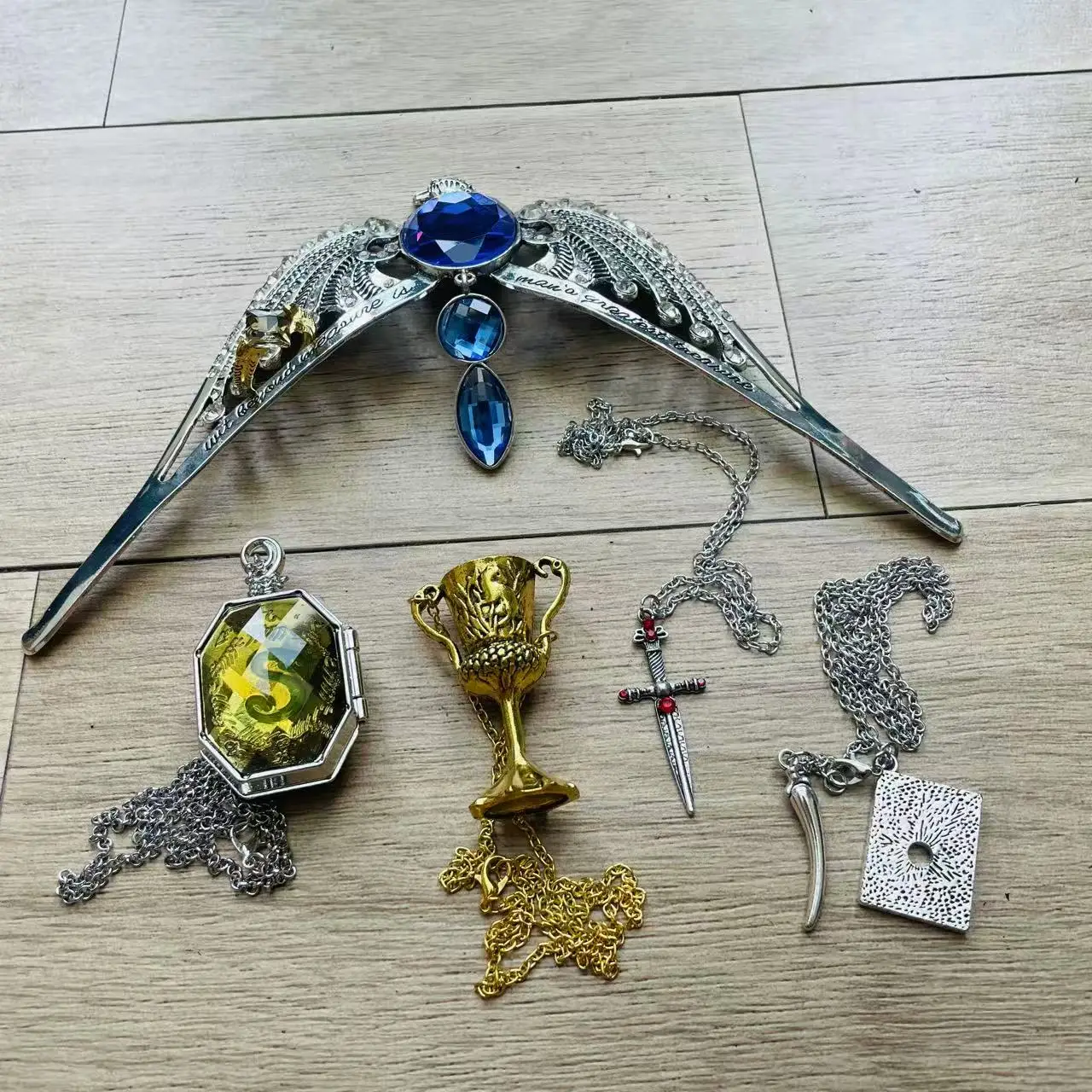 Halloween Cos Accessory Kid Gift Bane 6pcs Set Gaunt Rings Locket Goblet Diadem Tom's Diary Sword Set Dark Lord Cosplay Props