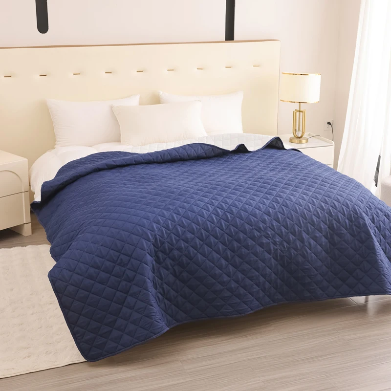 Urine Pad Quilted Bedspread Dirt-Proof Bed Protector Waterproof Dog Bed Cover Pet Blanket Furniture Pet Anti-dirt Couch Cover