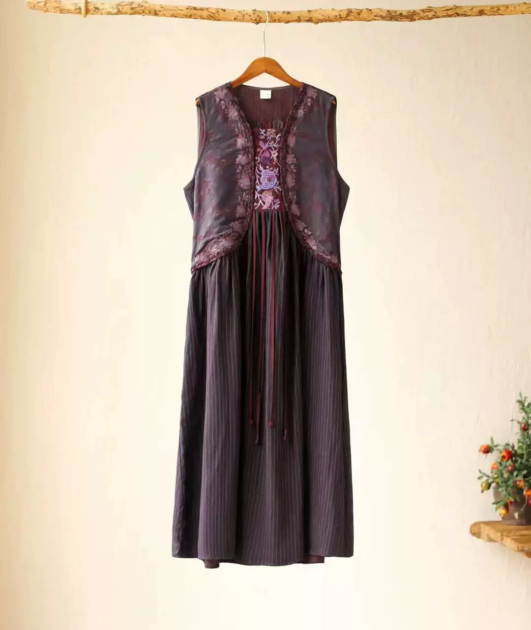 Luxury Vest dress national style embroidery dresses vintage plus size sleeveless dresses 100% linen striped Long dress