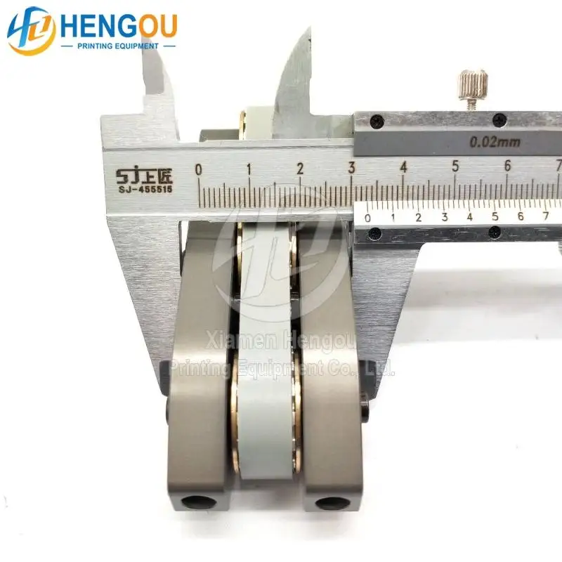 

G986647 G970033 Sewing Machine Spare Part Ast150 Belt Roller Set G988552 Printing Machine Parts