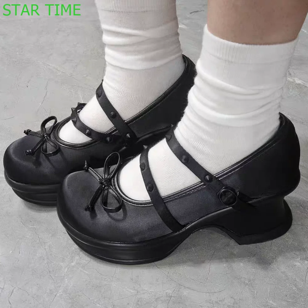 

Platform Satin Metal Rivet Mary Janes 2024 Spring New Round Toe Butterfly Knot Buckle Belt Pumps Fashion Women Casual Shoes