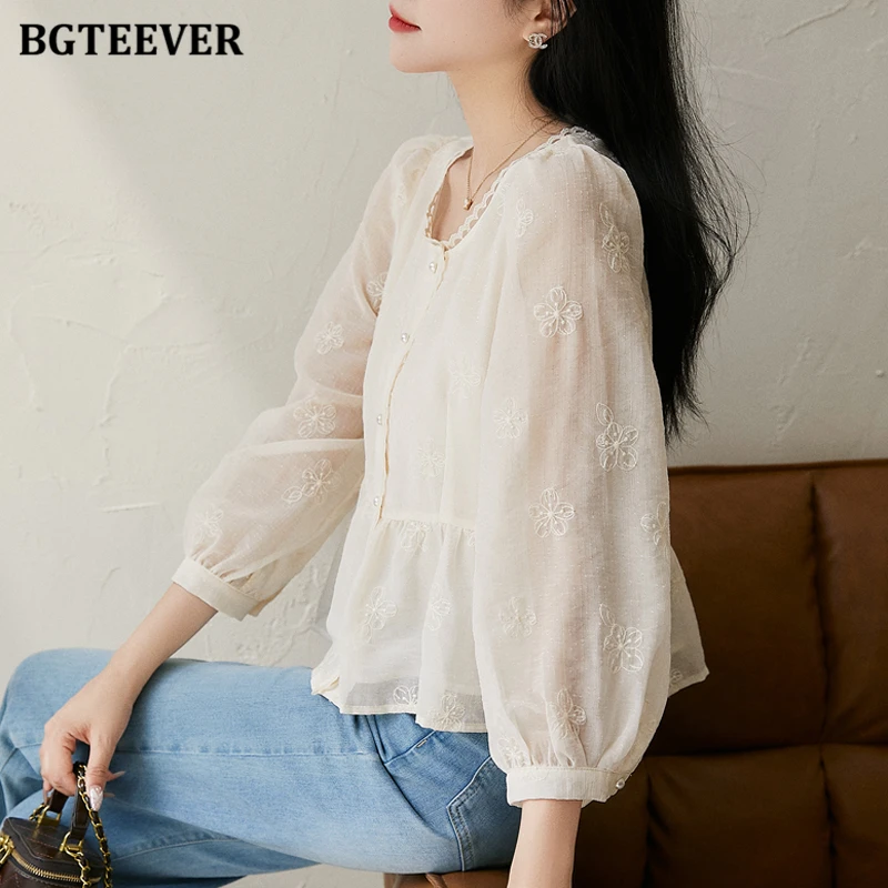 BGTEEVER Chic Vintage Long Sleeve Female Lace Shirts Autumn Elegant Single-brasted Loose Women Embroidery Printed Blouses