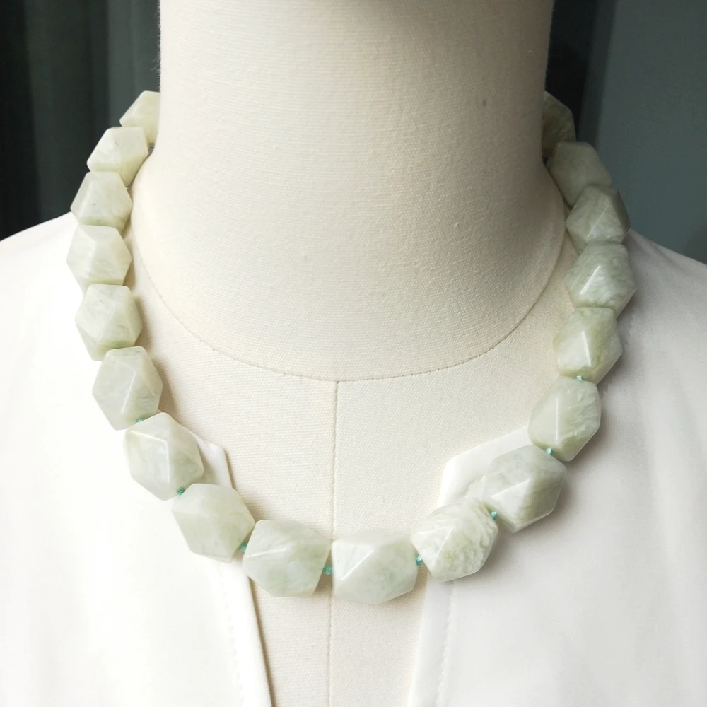 Lii Ji Real Stone Necklace Green Jade 50cm Women Necklace Jewelry Gift