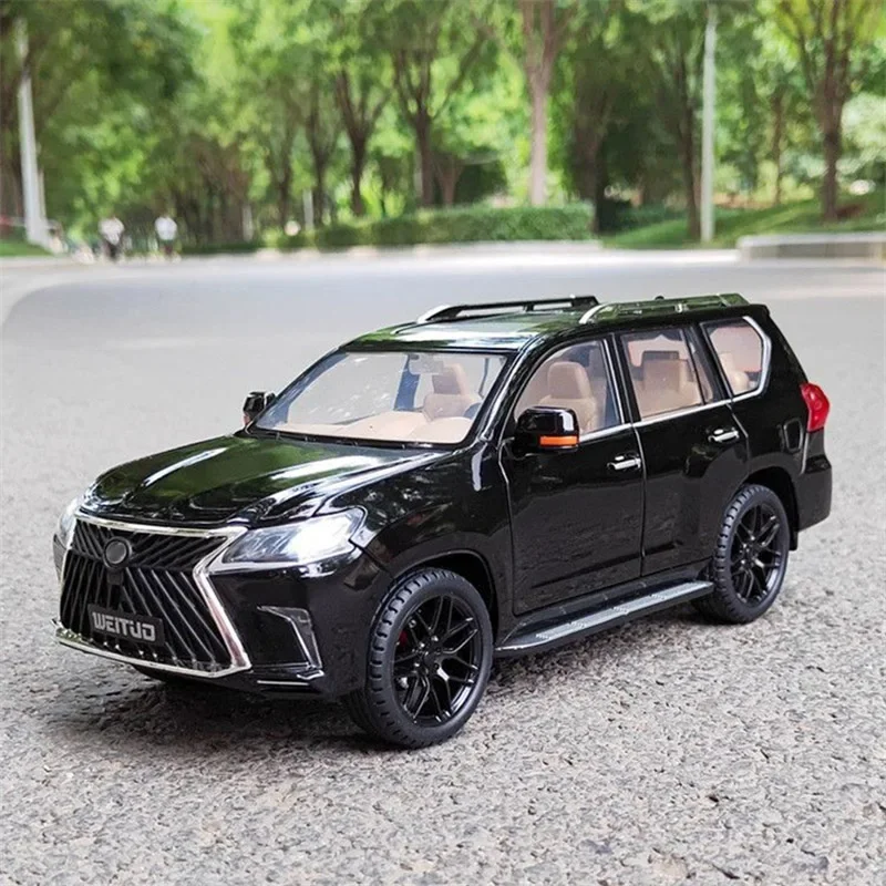 

1:18 LX570 Alloy Car Model Diecast Metal Toy Off-Road Vehicles Car Model High Simulation Sound and Light Children Toy Gift