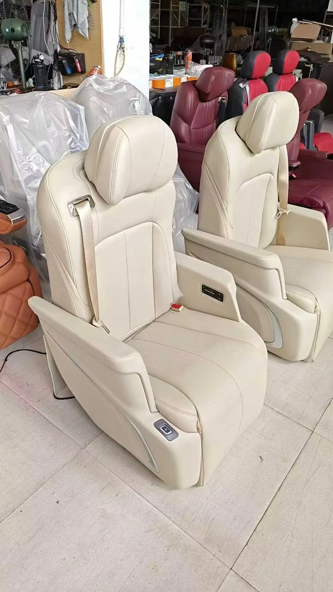 suitable for luxury commercial vehicles, leather customization, customizable logo vehicle seat, rear seat, custom folding seat
