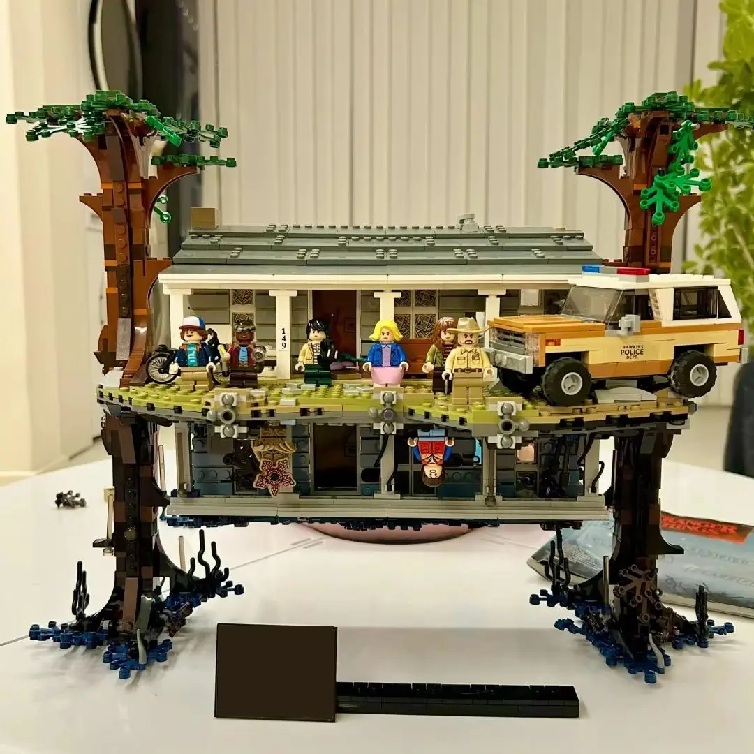 2287pcs Upside Down House Bricks Building Blocks Reversible Dual Scene Building Model Assembly Toys for Birthday Christmas Gifts