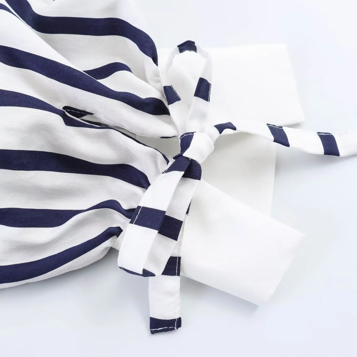 Neues 2026 Damen Gestreiftes Langes Kleid mit Gürtel Frühling Herbst Lässiger Hemdenstil Einreihiges Kleid Mode Freizeit Damenkleid – Detail 12