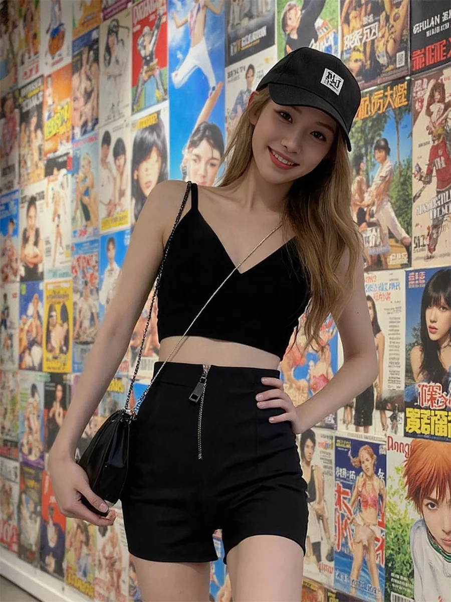 شورت نسائي قصير على شكل حرف A مع نسيج مسامي وحزام خصر قابل للتعديل للعطلات المثالية على الطراز الكوري الأنيق اليومي