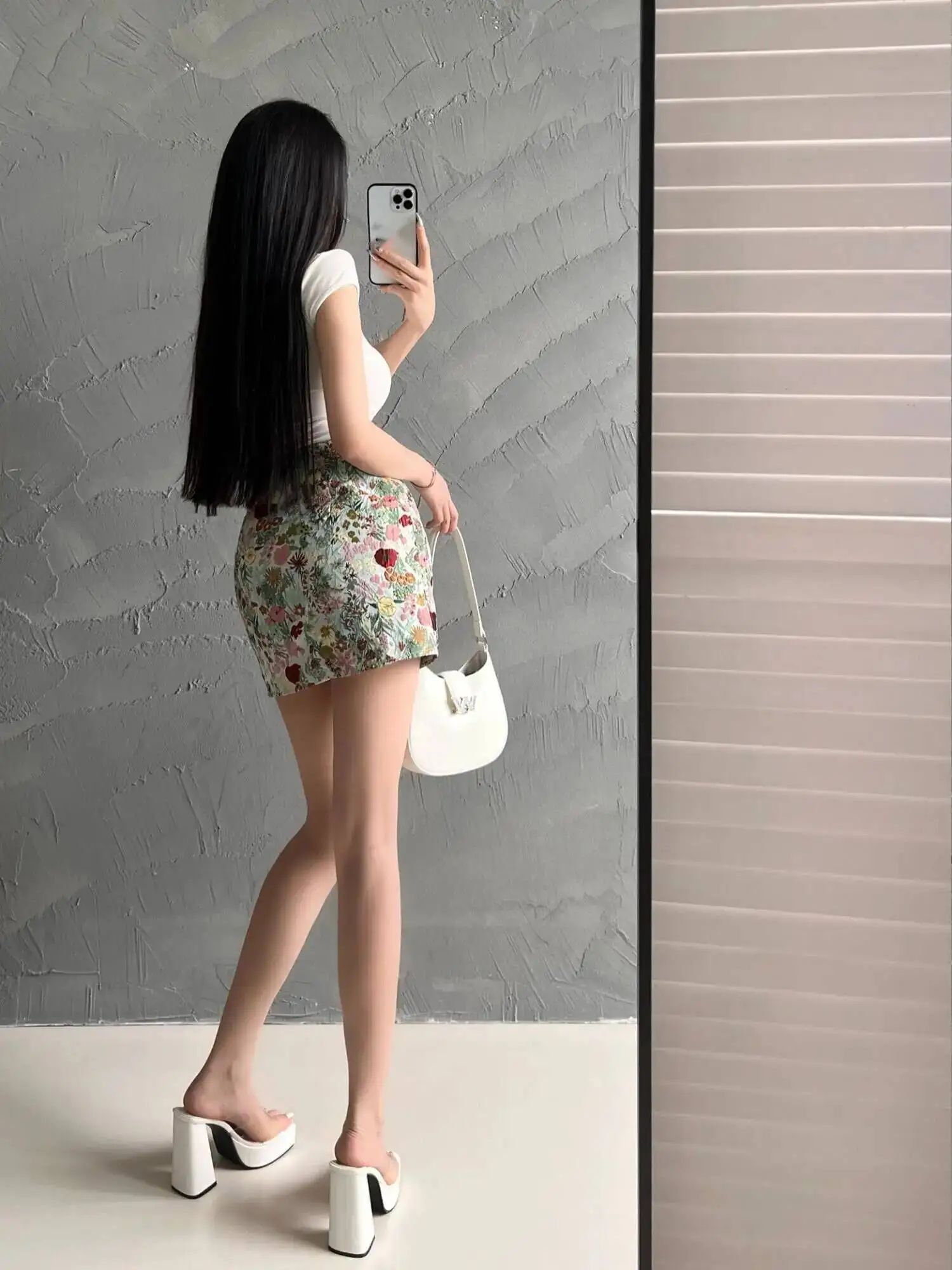 French Style Heavy Jacquard High Waist Half Length Skirt For Women Stylish Spicy A-line Short Sweet Mini Skirts 2026 New MB7J