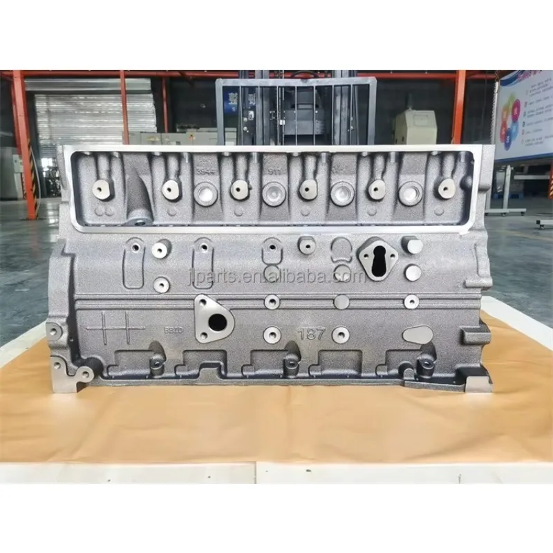 

Truck Tractor Trailer Excavator 5.9L Engine Parts 6BT5.9 Cylinder Block 3905806