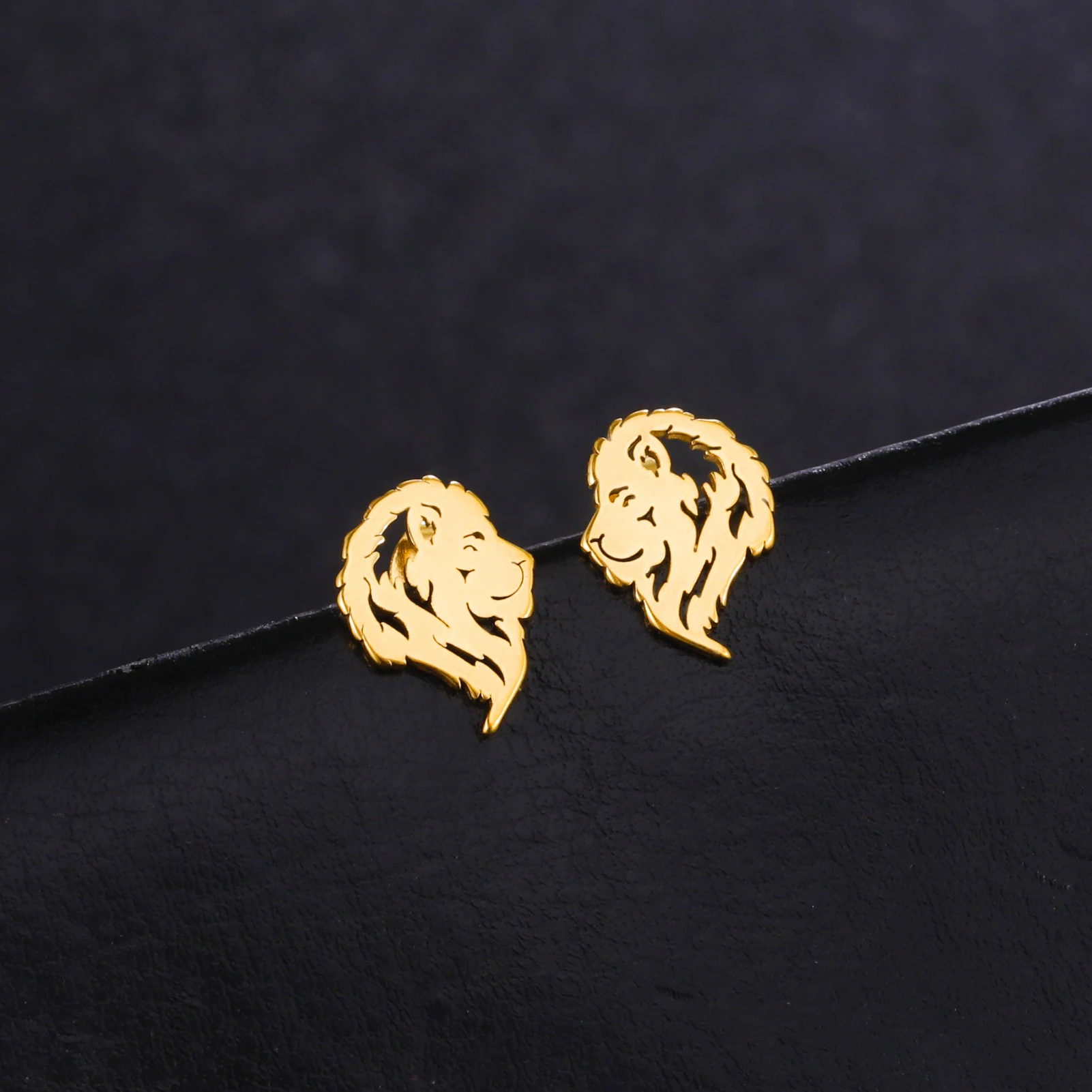 Fashion Stainless steel Gold Silver Color Earring Hollow Lion Ear Stud Earring for Women Jewelry Birthday Gift