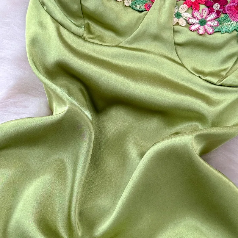 Mini robe vintage sans bretelles pour femme, robe sexy Spice Girl, vert, vacances, longue, conception d'été, fleur brodée, écharpe