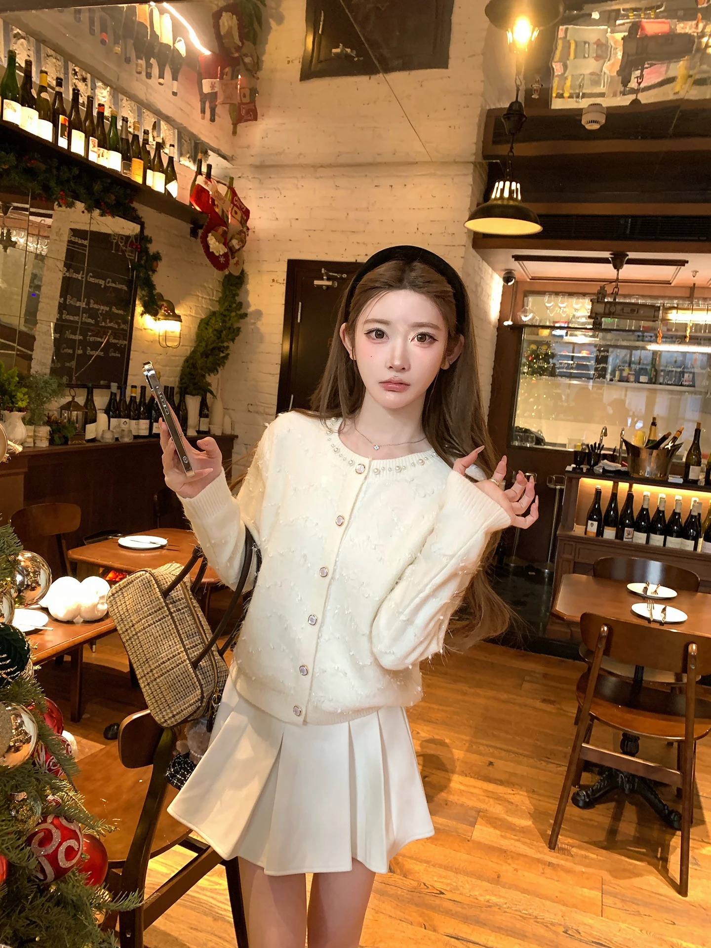 

Вязаный свитер-пальто Chen Dauyu белого цвета, женская осенне-зимняя верхняя одежда Miu Sle, повседневный стиль для города, модный и удобный для поездок на работу