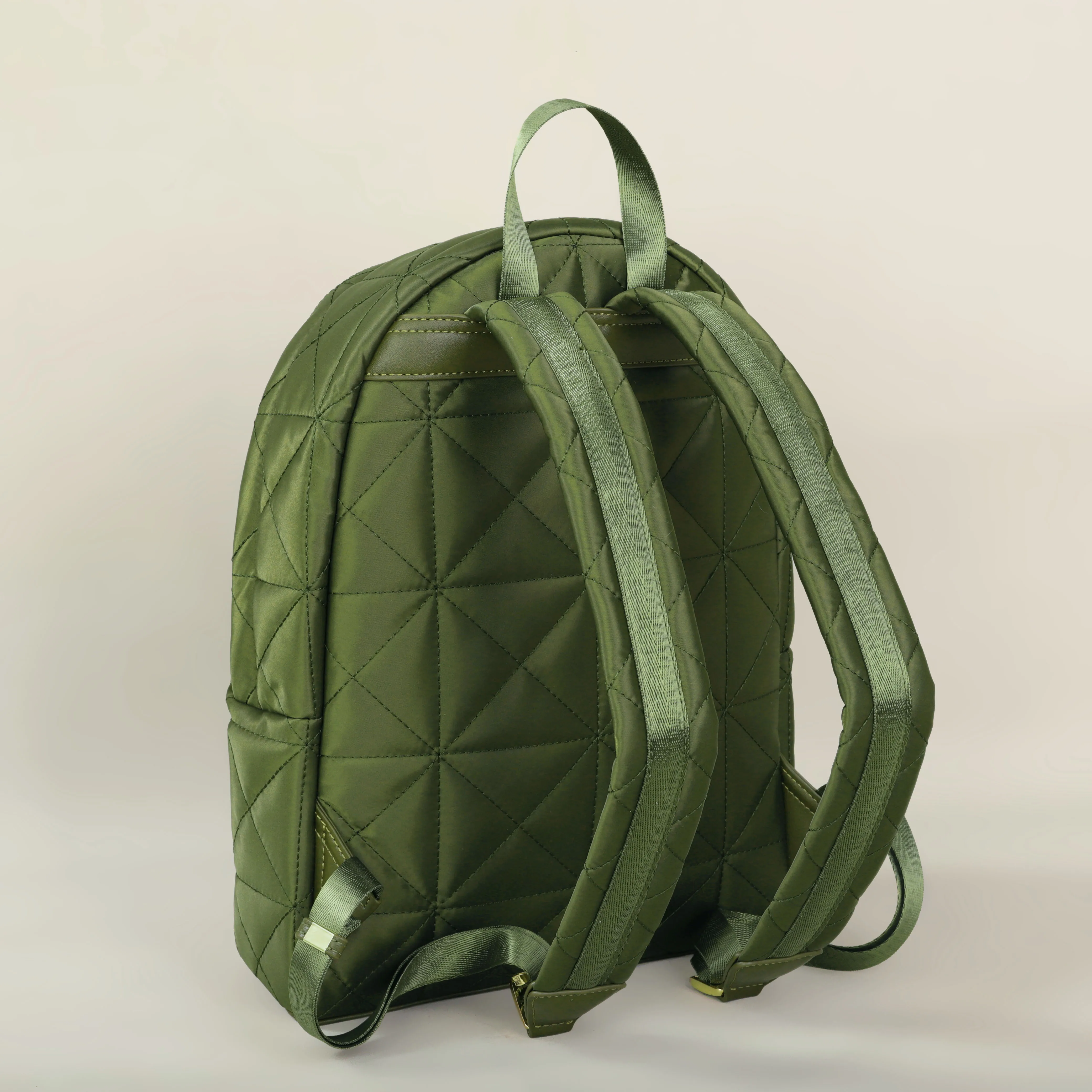 حقيبة ظهر PG خفيفة الوزن وقابلة للطي للرجال والنساء مقاومة للماء وقابلة للتعبئة في الهواء الطلق والسفر والمشي لمسافات طويلة وركوب الدراجات حقيبة كتف للتخييم