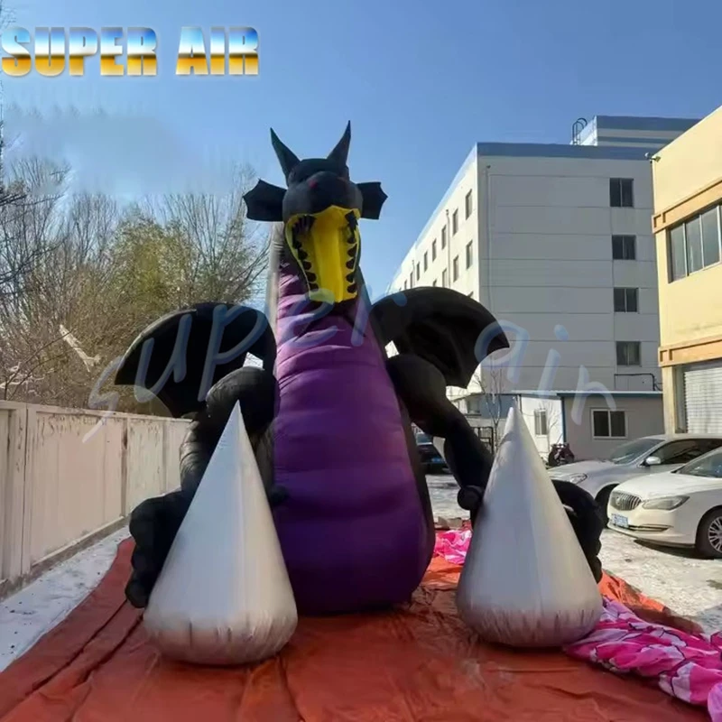 Popular Halloween party decoration inflatable bat with taper cone for celebration