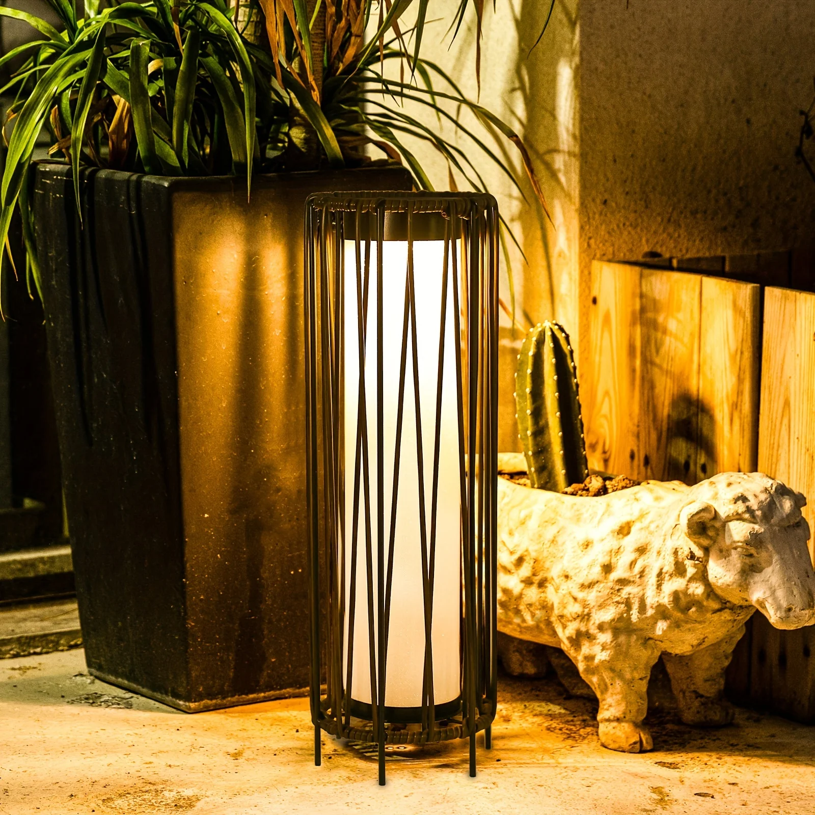

Solar Floor Lamp, Outdoor Lamps for Patio Rattan Outside Solar Lamp Decor for Porch, Yard, Garden, Deck, Lawn