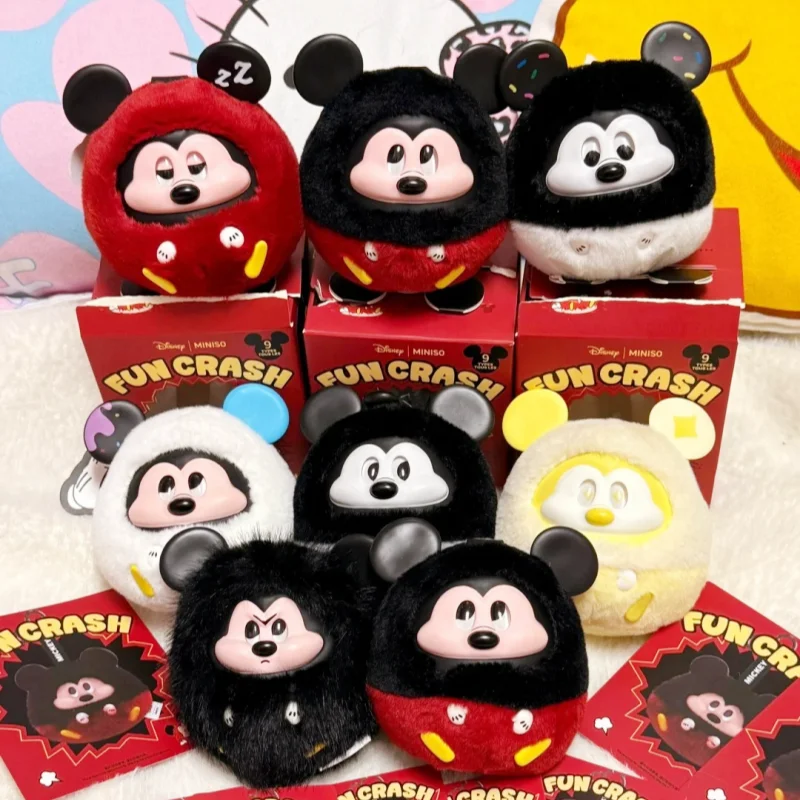 ของแท้ Miniso Mickey Fun Crash Series กล่องตาบอดจี้การ์ตูน Mickey ตุ๊กตาไวนิลน่ารักกระเป๋าจี้ Mystery กล่องของเล่นเด็กของขวัญ