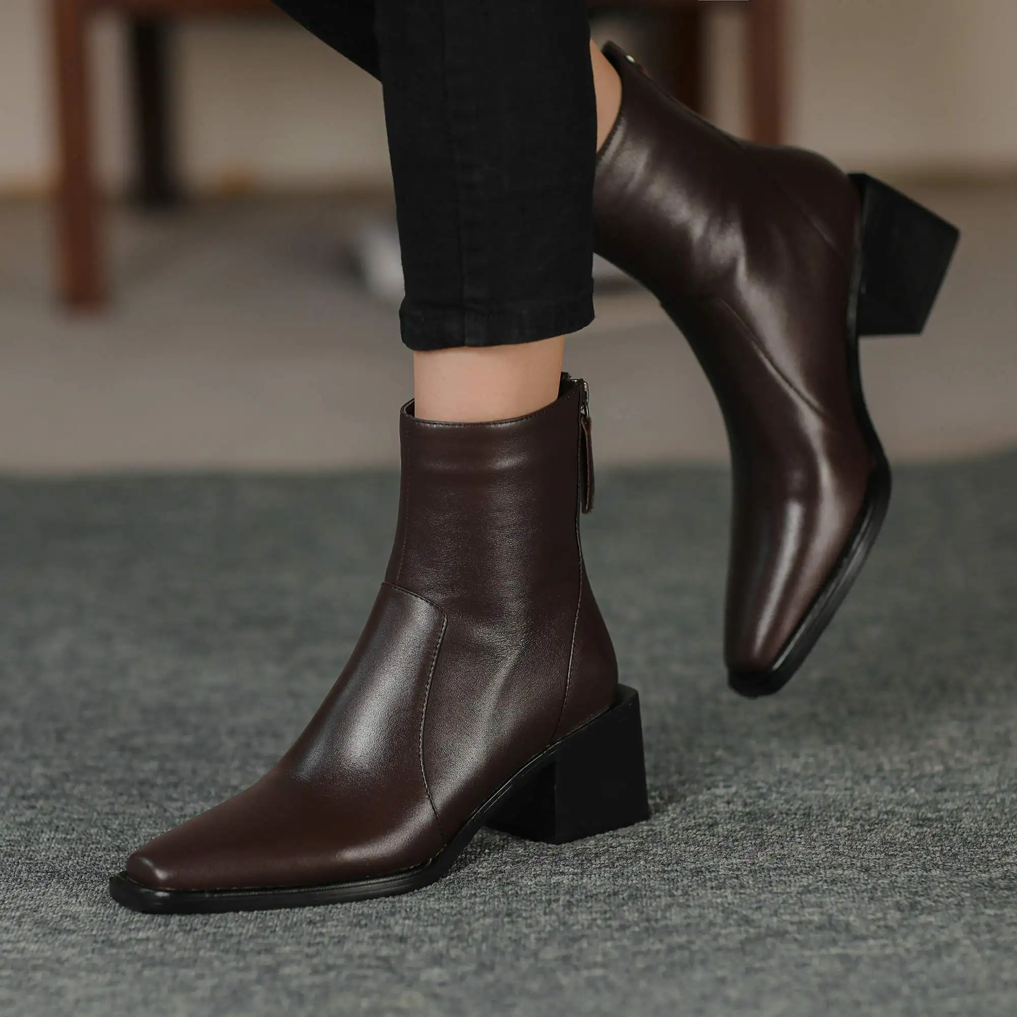 Krazing Pot Cow Leather High Heels Square Toe Winter Shoes Chelsea Boots Zipper solid Ankle Boots