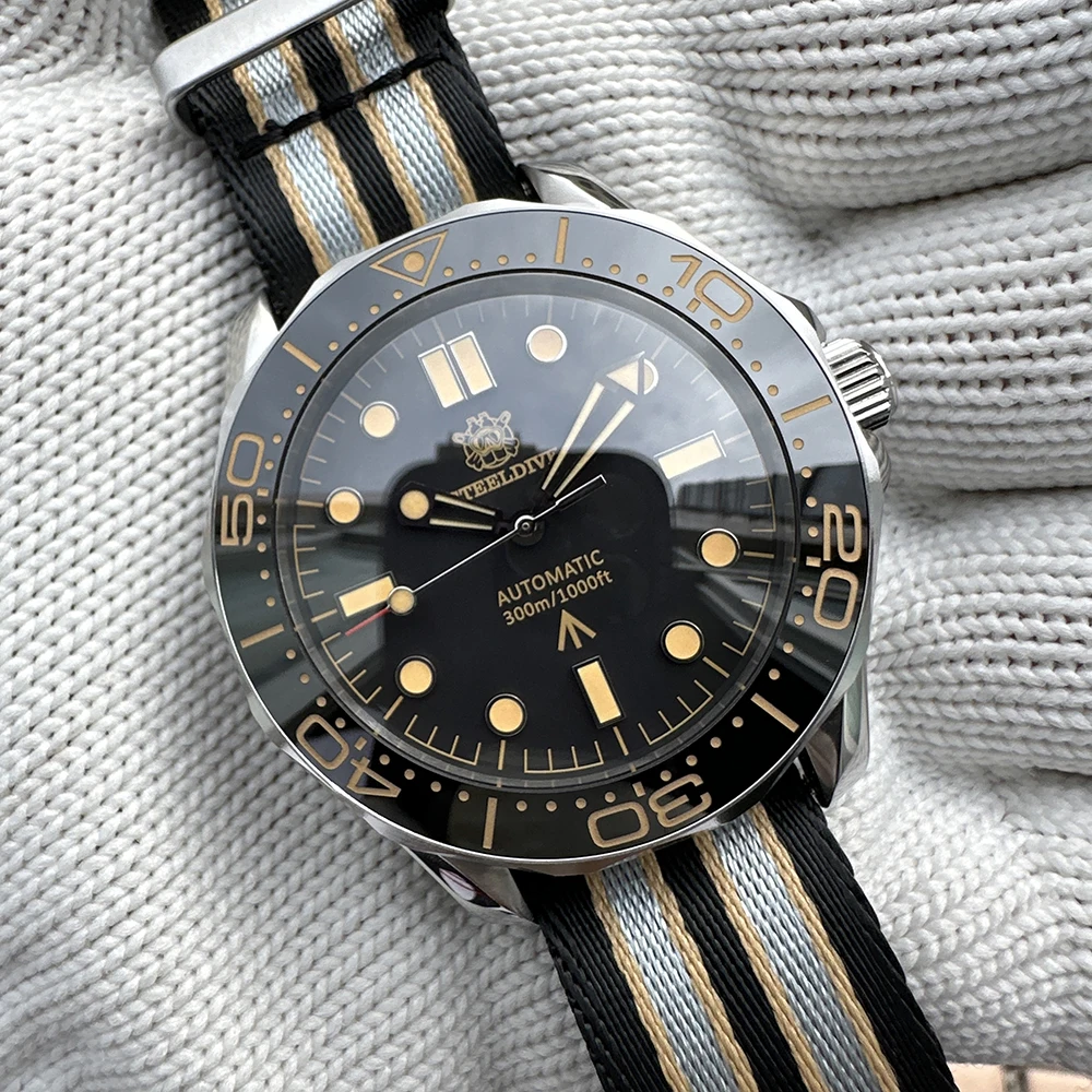 STEELDIVE SD1957 beste Elárusító 42MM Agyagművesség Fényrekesz 300M Vízhatlan esőköpény szuper luminou Zafír üvegek NH35 automata férfiak Belemerül nézni reloj