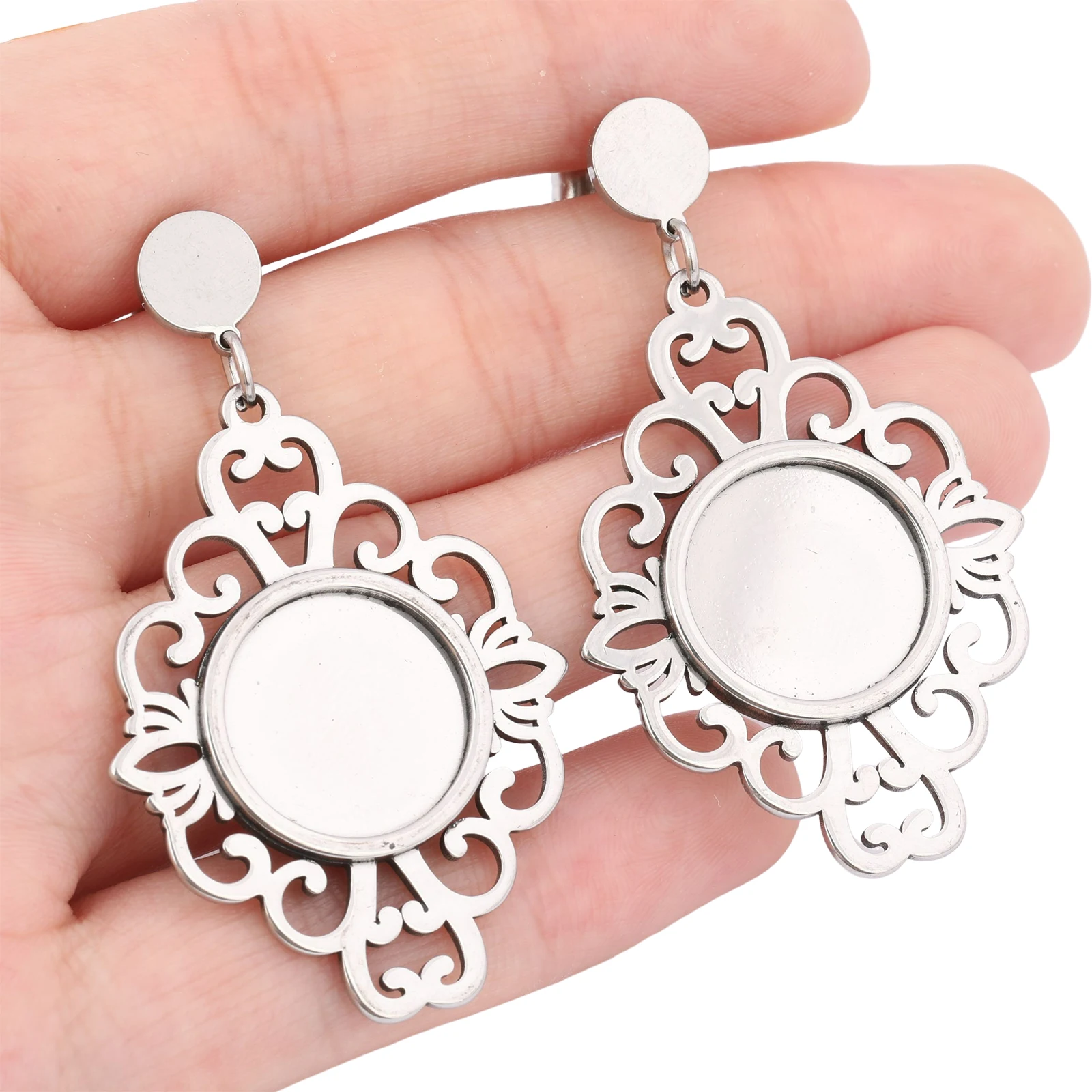 6 Stück Edelstahl 15mm runde filigrane Cabochon-Ohrringrohlinge DIY-Ohrstecker-Fassungen für die Schmuckherstellung