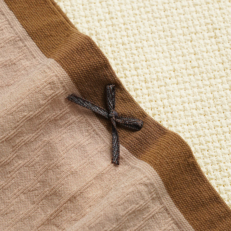 سراويل داخلية نسائية عالية التمدد ذات تغطية كاملة متوسطة الخصر بدون خياطة من مزيج القطن الملون بفيونكة مناسبة لـ 45-65 كجم