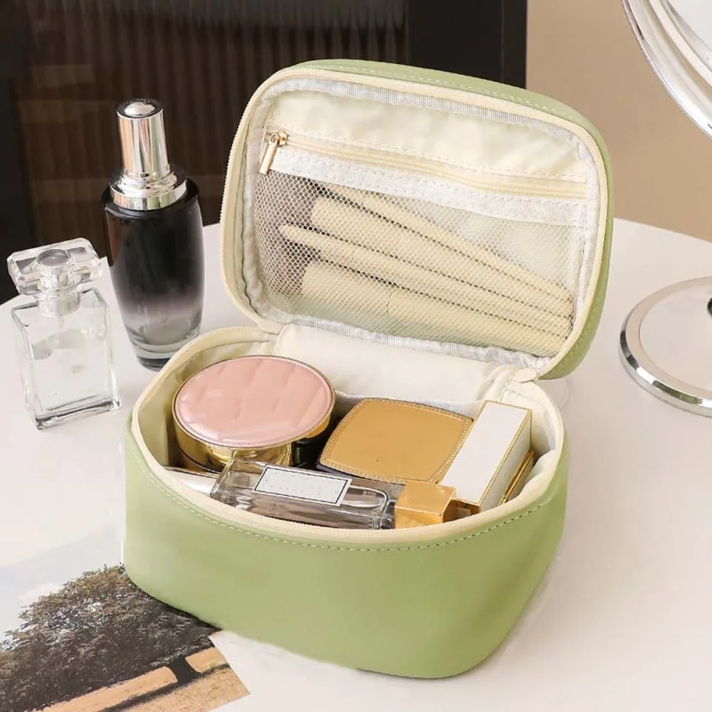 Polyester PU Cosmetic Bag Large Capacity Anti-splash Water Make Up Pouch Bag Three-dimensional Green Solid Color Storage Handbag
