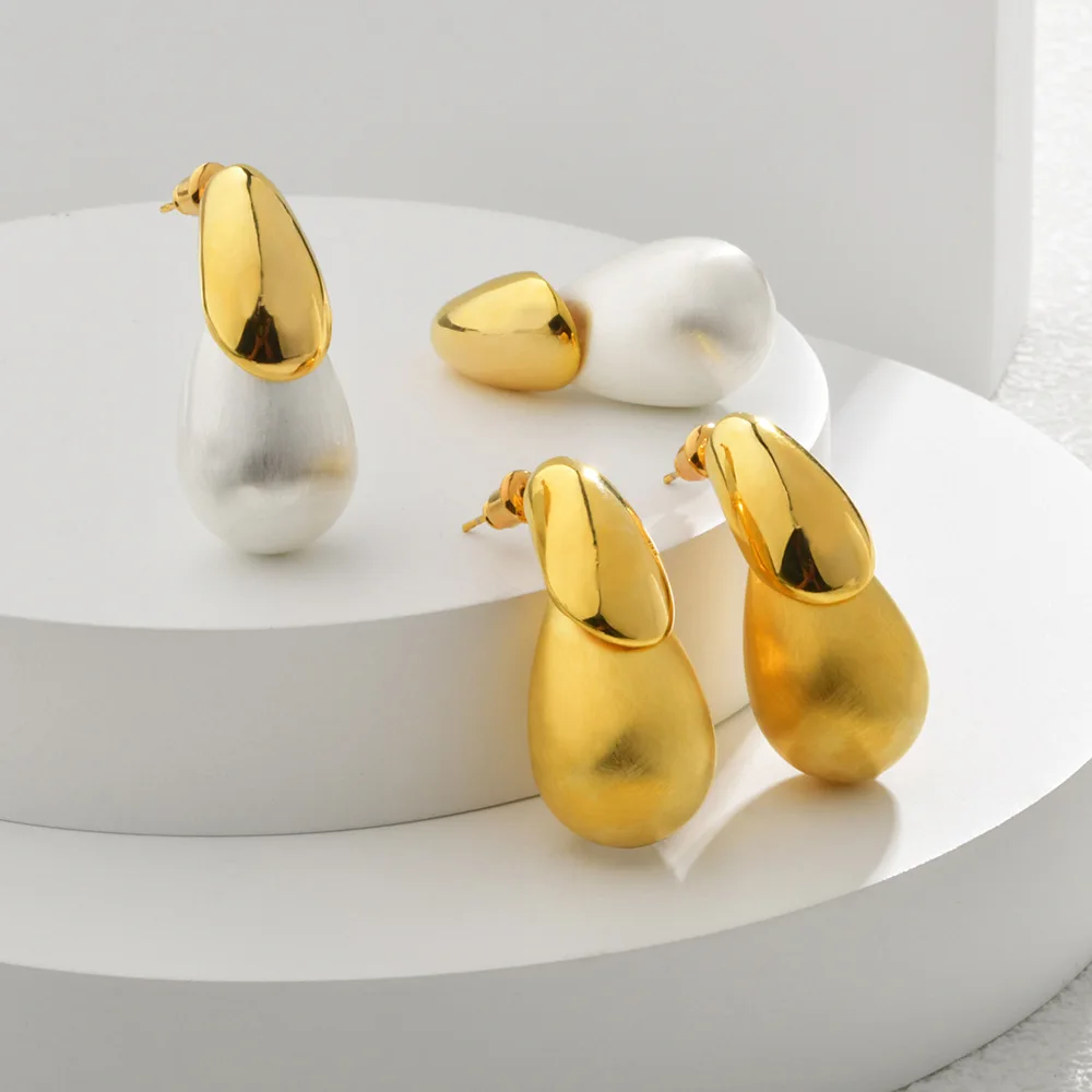 Gold and silver contrasting color metal brushed water drop earrings cold wind earrings simple commuting versatile fashion temper