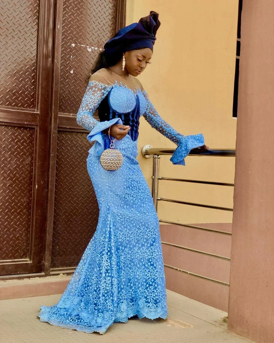 Mermaid African Women Formal Party Dress Illusion Neck Asoebi Style Wedding Guest Gowns Stunning Blue Lace Nigerian Prom Dresses