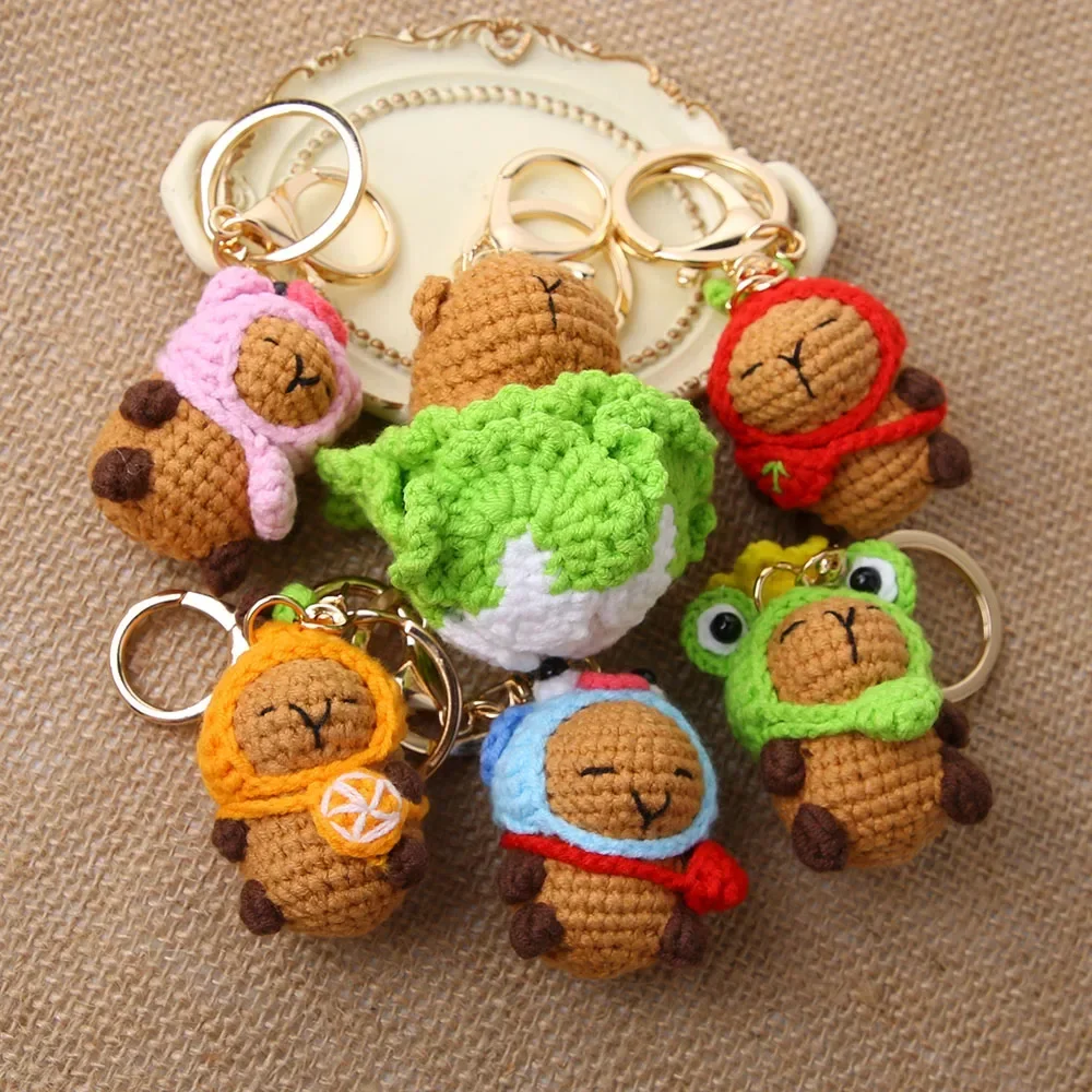 Crochet Capybara Keychain Hand-Knitted Capybara Yarn Keychain Capybara Decor for Women Birthday Gifts DIY Party Favors