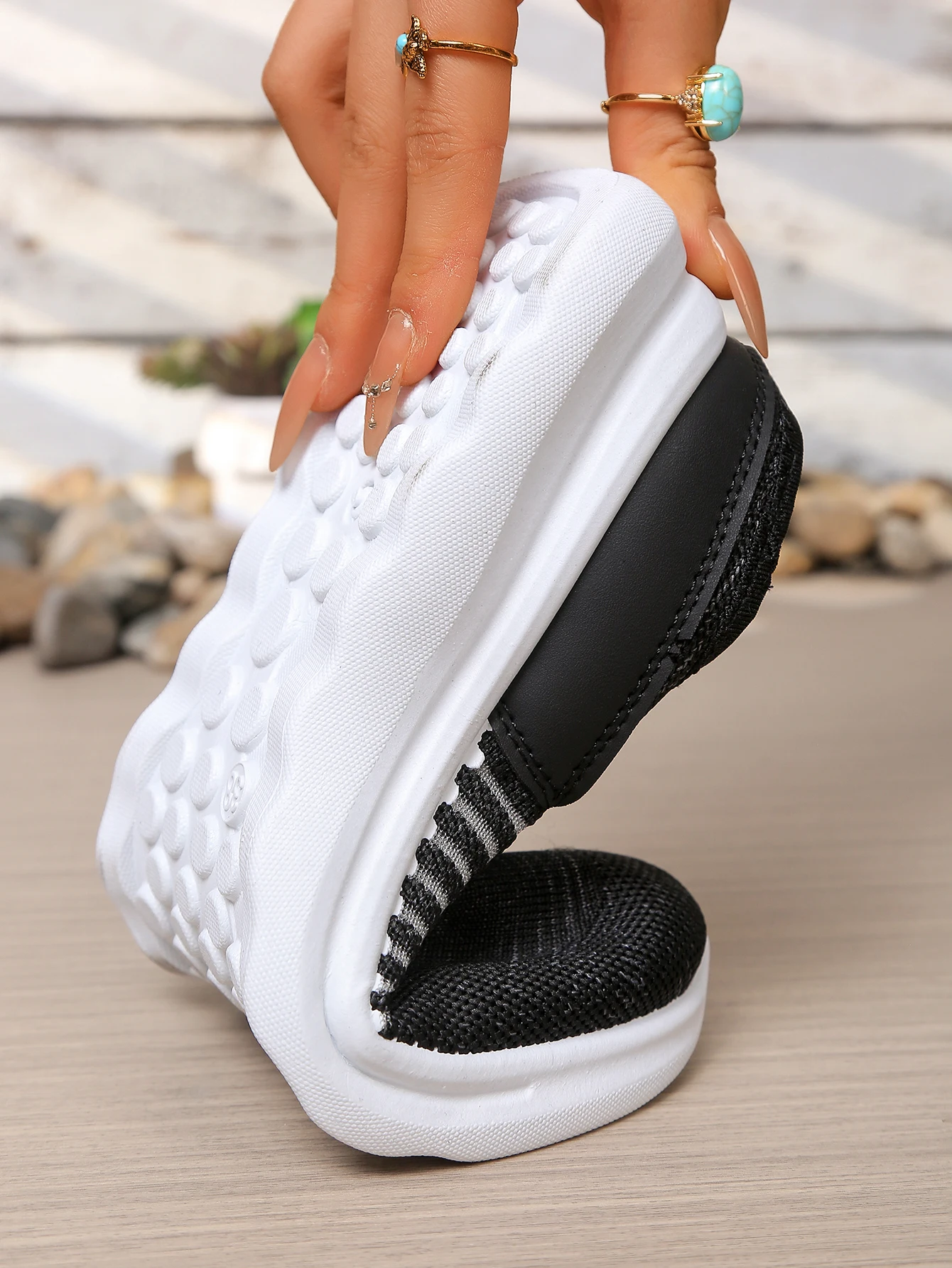 2026 Neue Damen-Hohlnetz-Slipper mit rückenfreiem Design, leichte Plateau-Walkingschuhe, bequeme Outdoor-Freizeitschuhe aus Netzstoff – Detail 14