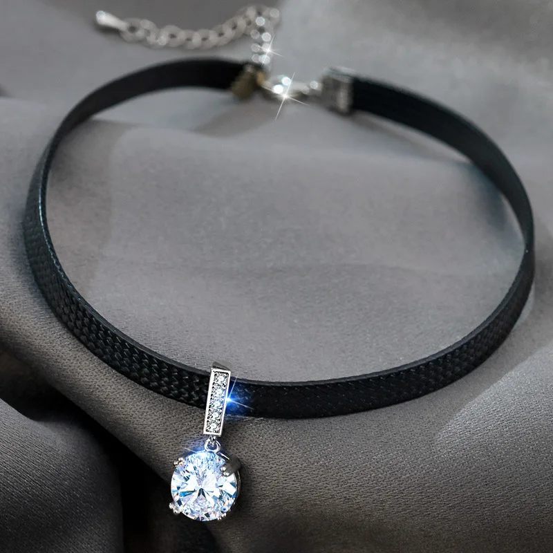 Glitter Zircon Geometric Pendant Choker Sexy Black Leather Short Necklace for Women Temperament Aesthetic Jewelry Accessories