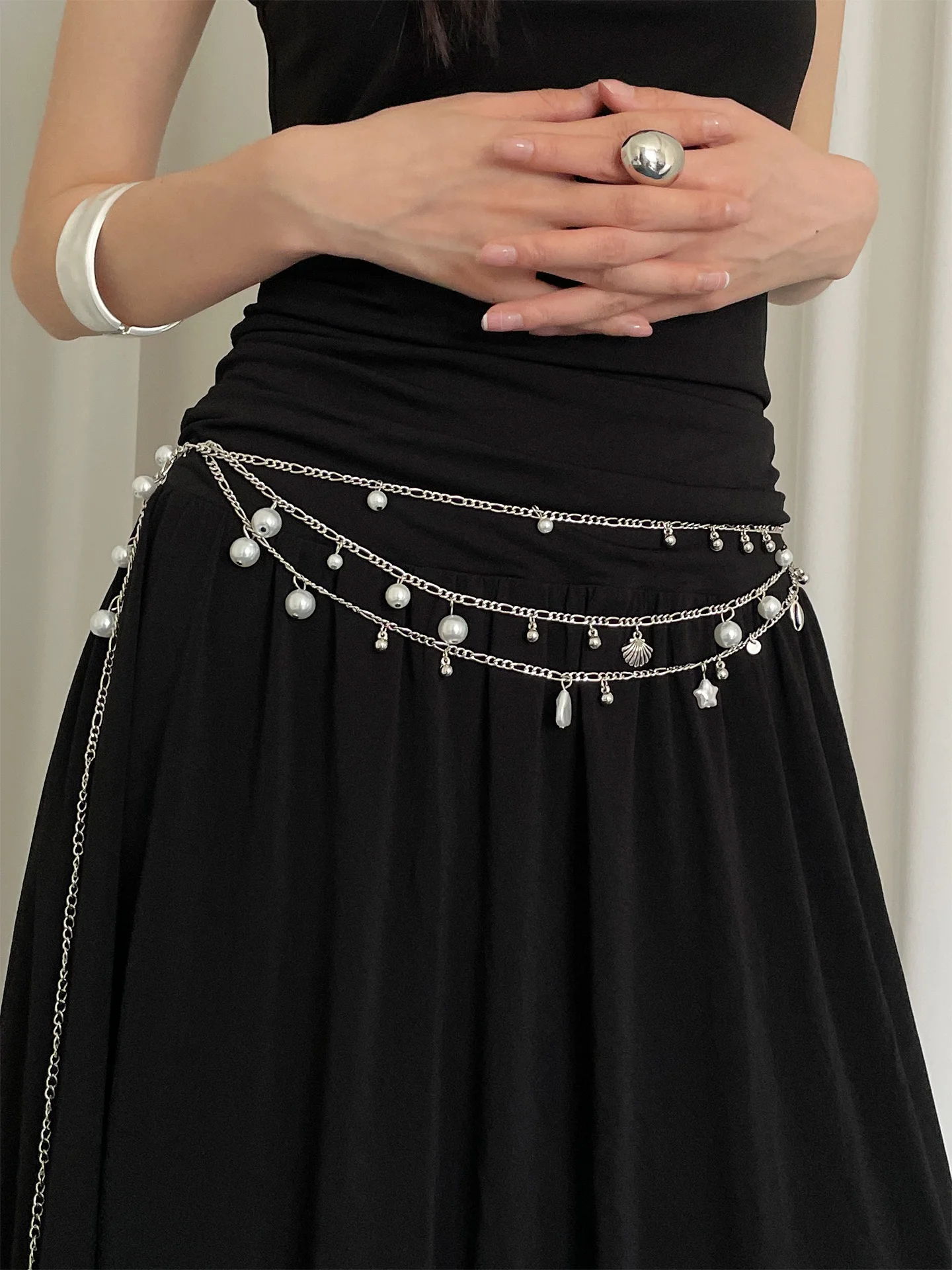 Cadena de cintura de Metal con perlas multicapa para mujer, cinturón bohemio, decoración a juego con faldas, a la moda