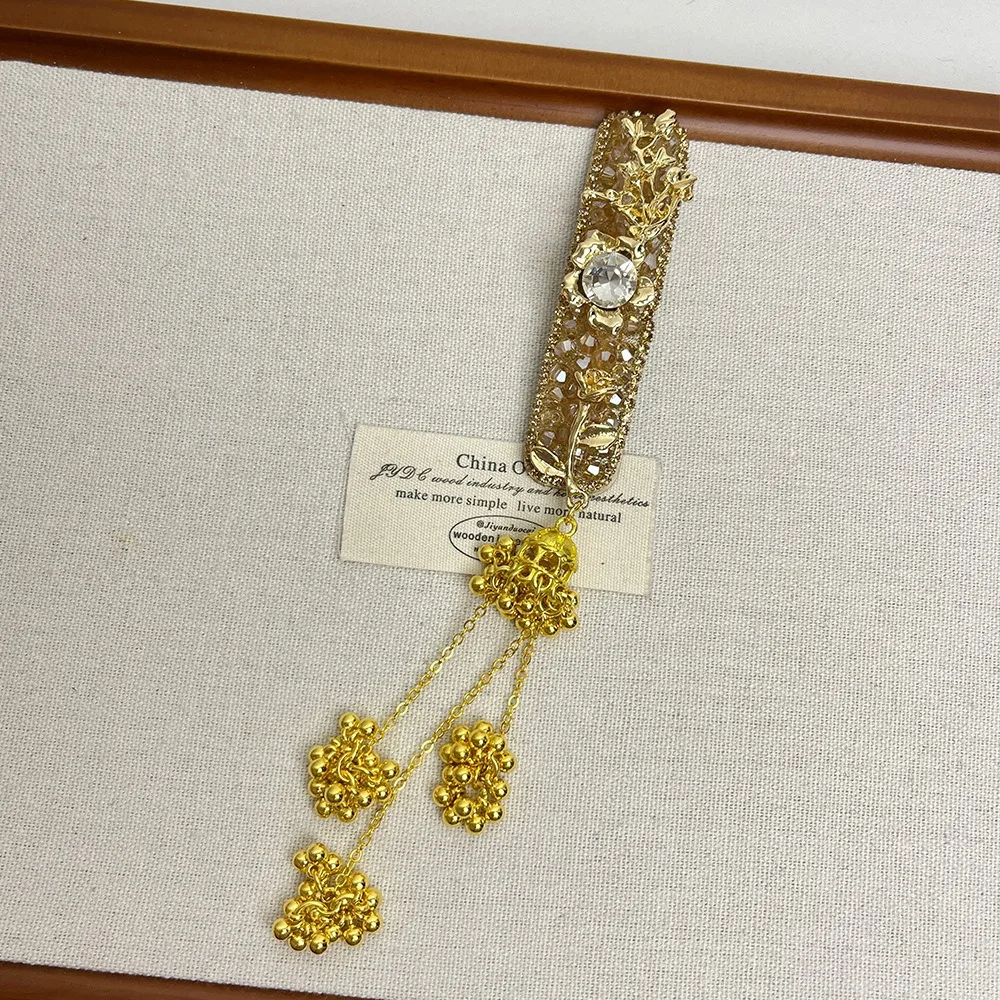 

Classical Vintage Tassel Bell Hair Clip Crystal Pearl Ethnic Style Hair Hoop Retro Elegant Chinese Style Side Clip Bride