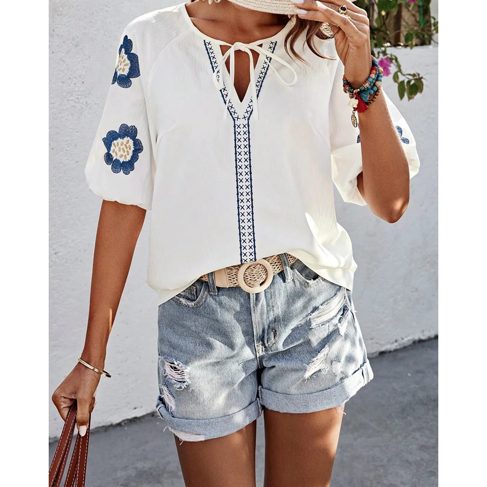 

New Fashion Women Colorblock Embroidery Floral V-Neck Lace-up Lantern Sleeve Shirt Summer Casual Top