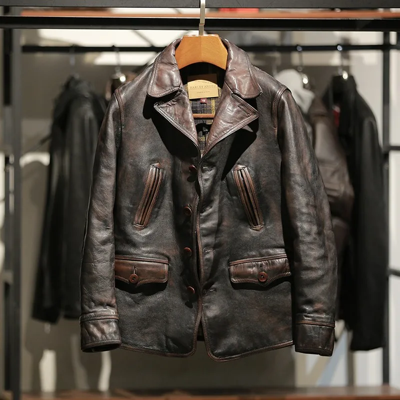 Short leather motorcycle with a washed lapel