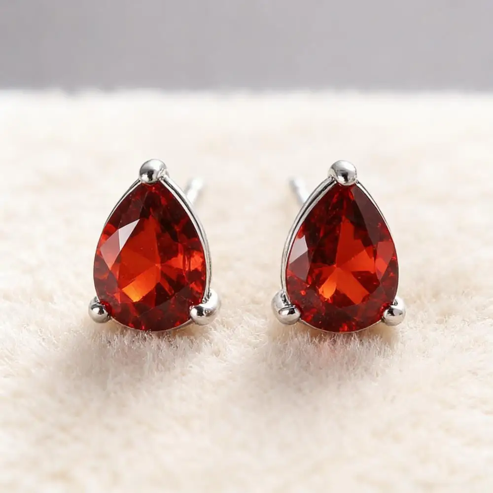 Pear Cut Red Zircon…