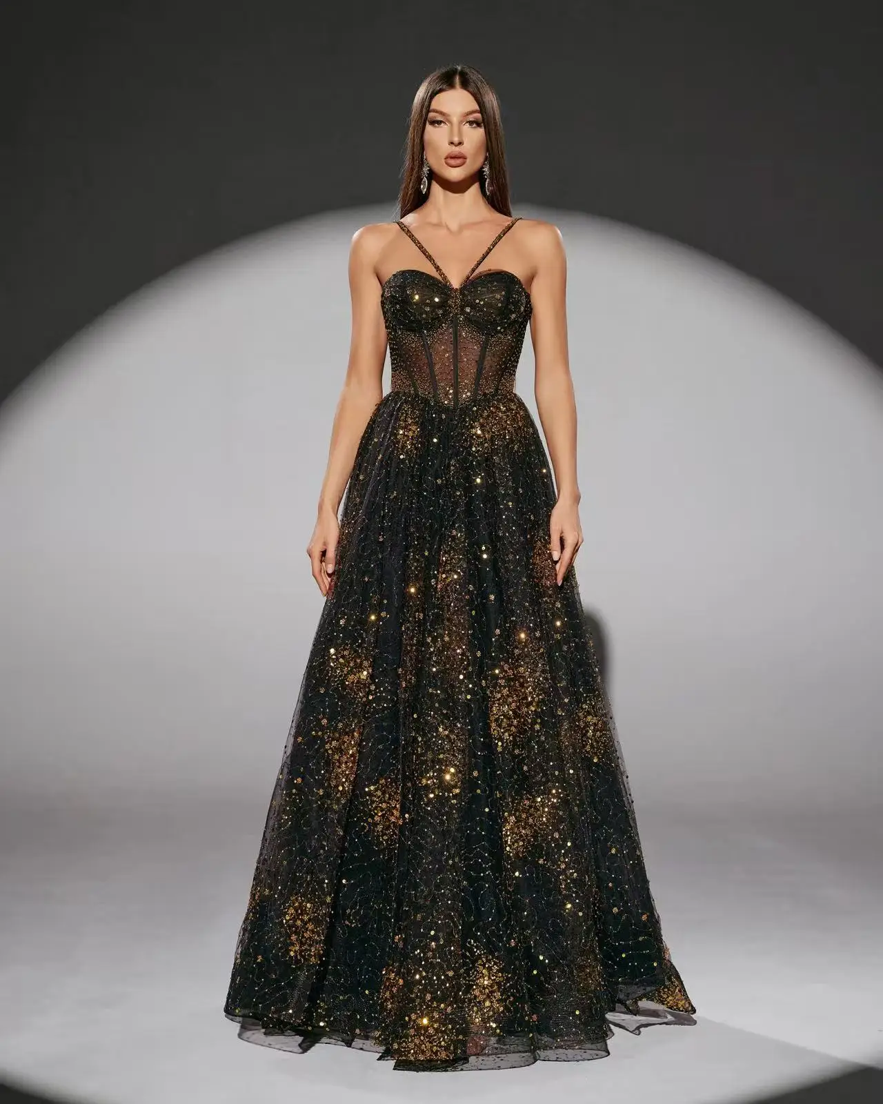 (تخفيضات) فستان شاليمار تشانغ أسود عربي بأكمام طويلة وحزام مطرز بالخرز فستان فاخر للحفلات حسب الطلب