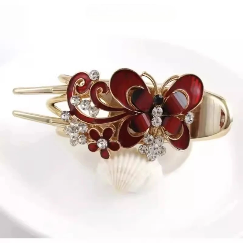 

Female Hairpins Alloy Flower Butterfly Decorate Small Hair Clip 9CM Women Head DiscTemperament New Headwear Hair Accessories