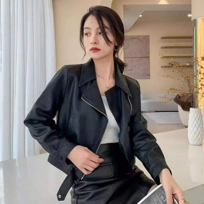 

Высококачественное короткое пальто, женская одежда, осень 2022, новинка темперамента, тонкая универсальная маленькая кожаная куртка с локомотивом и воротником