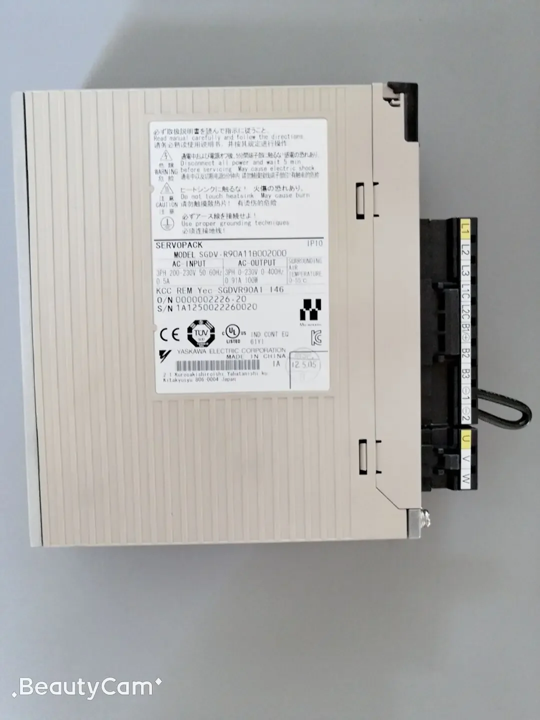 2025.5 SGDS-02A01AY37 Yaskawa Electric، ضمان الجودة الأصلي الجديد لمدة سنة واحدة