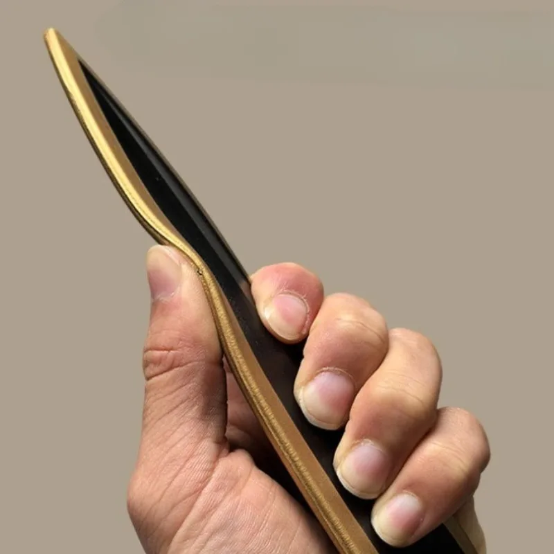 60 cm/23.62in Samurai Zwaard PU Middeleeuwse Spel Randapparatuur Cosplay Praktijk Collectible Feestartikelen Ornamenten Geschenken Outdoor Speelgoed