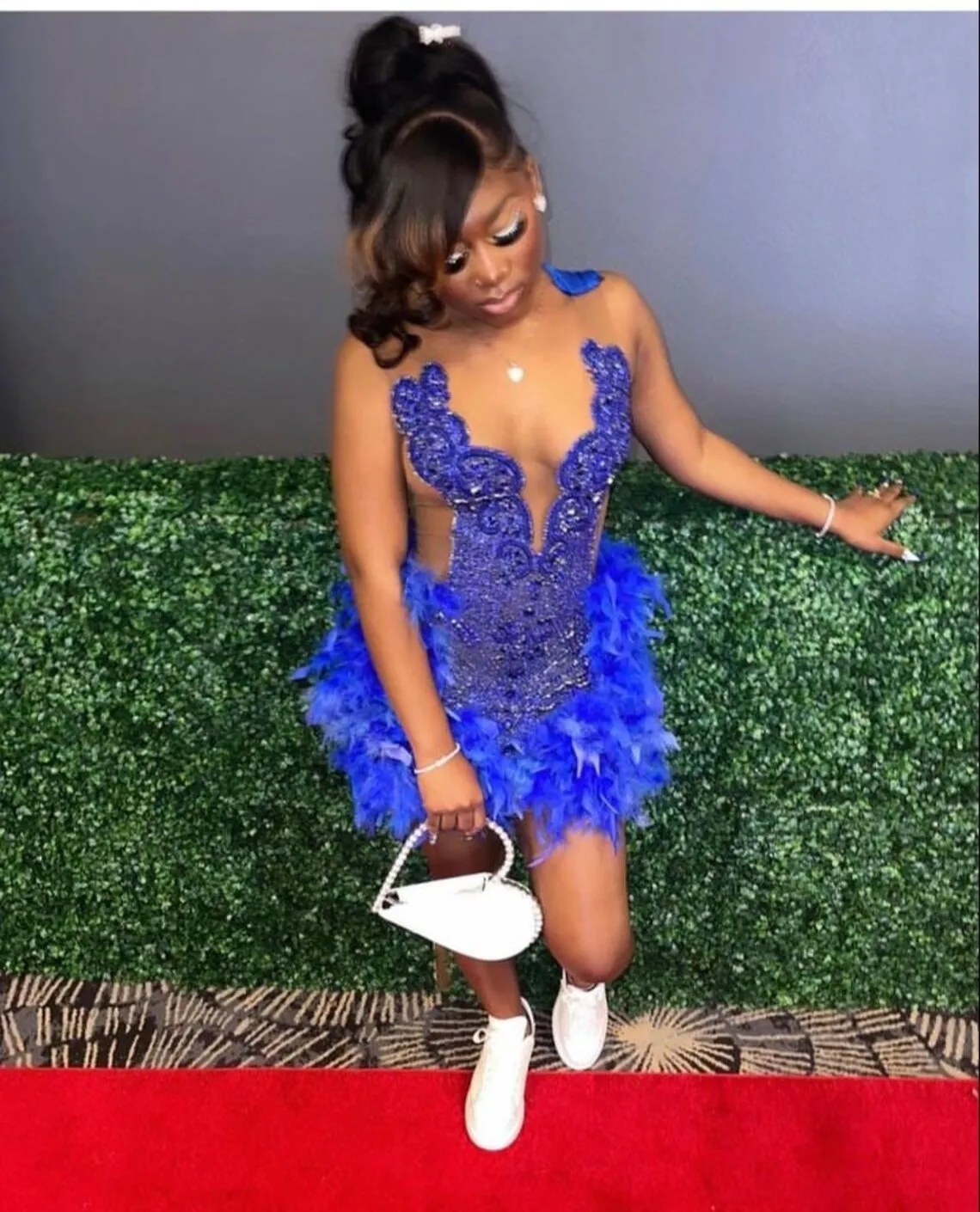 فساتين كوكتيل أفريقية للنساء من ريش الأزرق الملكي مطرز لحفلات أعياد الميلاد فستان قصير أسود للفتيات لحضور الحفلات الموسيقية وحفلات العودة للوطن حسب الطلب