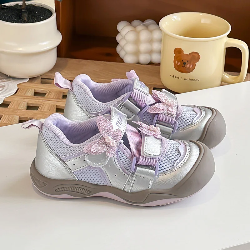 

Outdoor Running Shoes for Children Summer High Breathability Soft Cushioned Sole Casual Sneakers for Daily Wear and Leisure Time