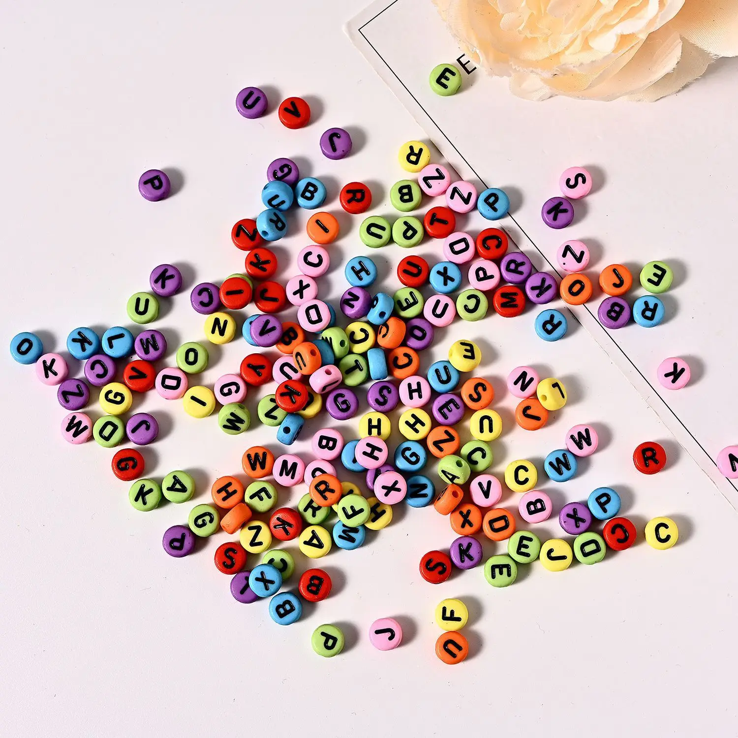 

Small Beads with Letters 7mm Colorful Flat Round Letter Acrylic Loose Alphabet Beads for Jewelry Making DIY Bracelet Accessories