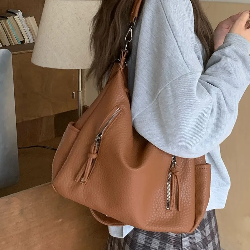 

2026 New Trendy Fashion Retro Tote Bag Underarm Bag Niche Large Capacity Portable Messenger Commuter Bag Women