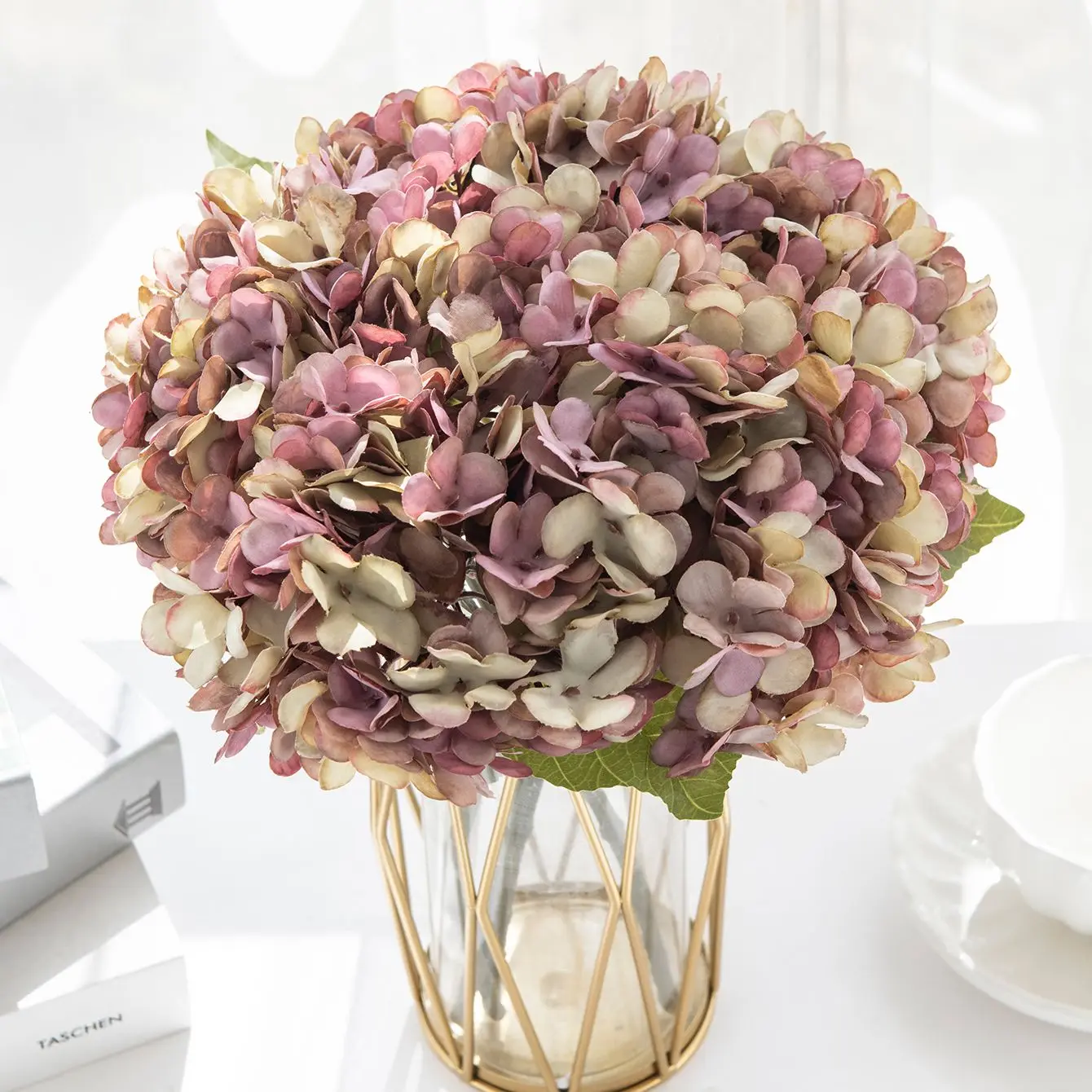 Künstliche Hortensienblume aus Seide für Zuhause, Zimmer, Vase, Tischdekoration, Festival, Hochzeit, Kranz, DIY-Geschenk, Brautstrauß, Requisite, Partydekoration